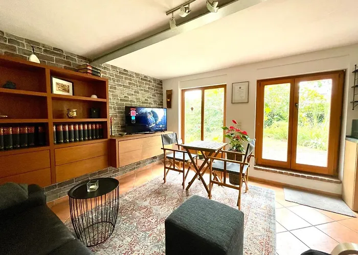 Ferienhaus Idyllisches Für 2 Im Garten Rödermark